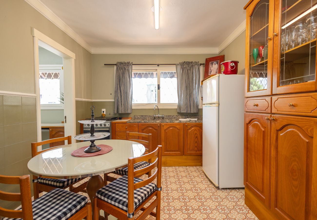 Apartamento em Gramado - Disfrute o centro sem carro! 4 quartos a 60m da Rua Coberta! 