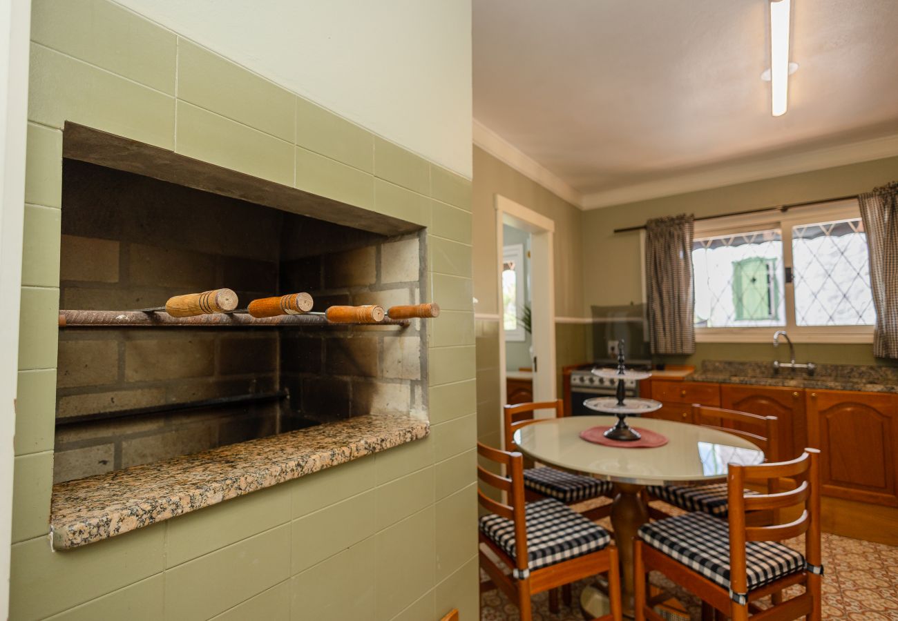 Apartamento em Gramado - Disfrute o centro sem carro! 4 quartos a 60m da Rua Coberta! 