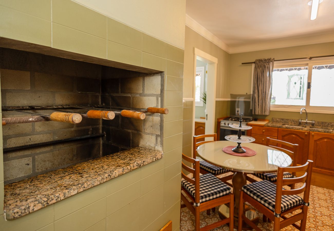 Apartamento em Gramado - Disfrute o centro sem carro! 4 quartos a 60m da Rua Coberta! 