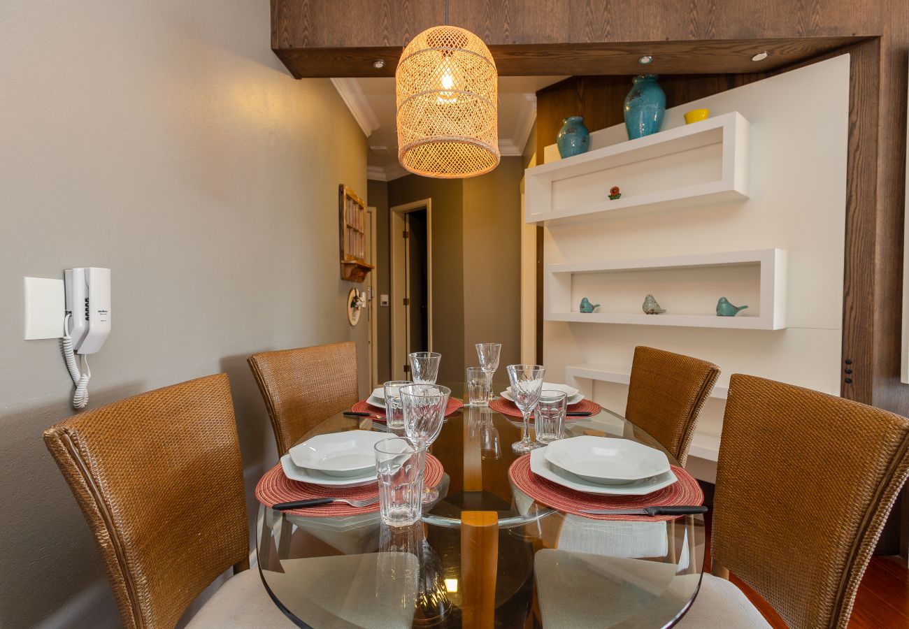 Apartamento em Gramado - Disfrute o centro sem carro! 4 quartos a 60m da Rua Coberta! 