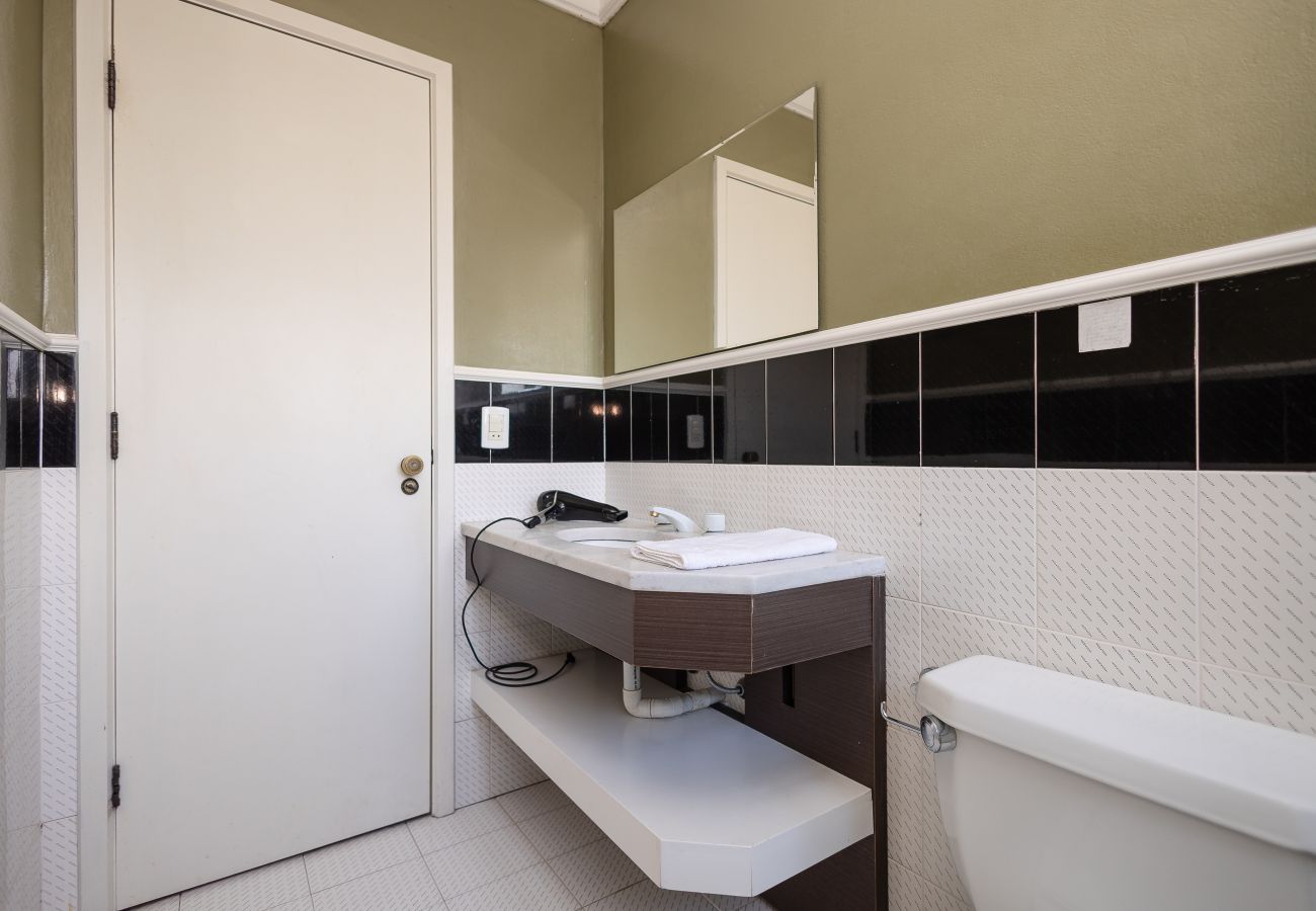 Apartamento em Gramado - Disfrute o centro sem carro! 4 quartos a 60m da Rua Coberta! 