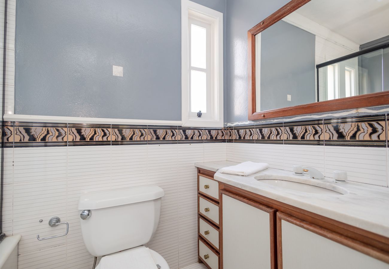 Apartamento em Gramado - Disfrute o centro sem carro! 4 quartos a 60m da Rua Coberta! 