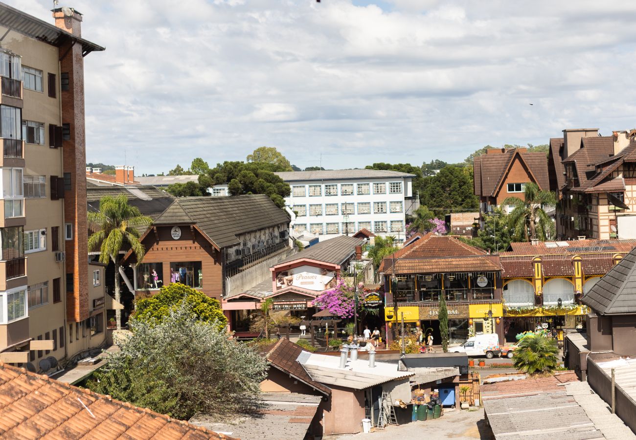 Apartamento em Gramado - Disfrute o centro sem carro! 4 quartos a 60m da Rua Coberta! 