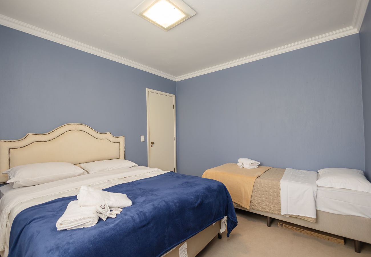 Apartamento em Gramado - Desfrute o centro sem carro! 4 quartos a 60m da Rua Coberta! 