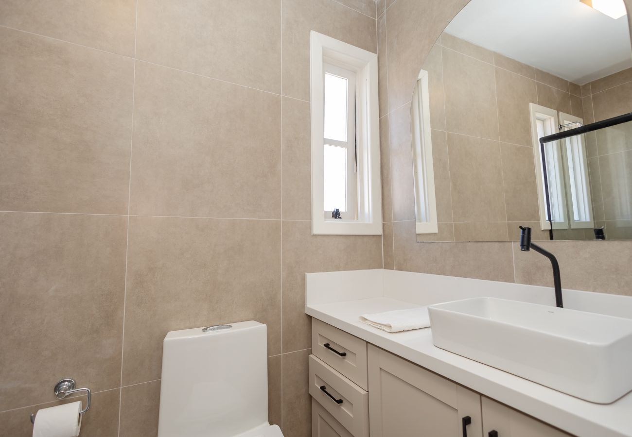 Apartamento em Gramado - Desfrute o centro sem carro! 4 quartos a 60m da Rua Coberta! 