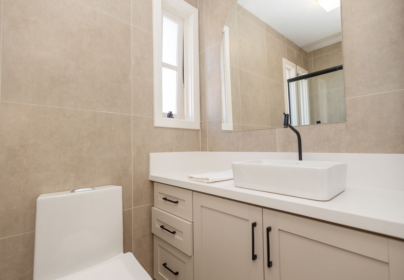 Apartamento em Gramado - Desfrute o centro sem carro! 4 quartos a 60m da Rua Coberta! 