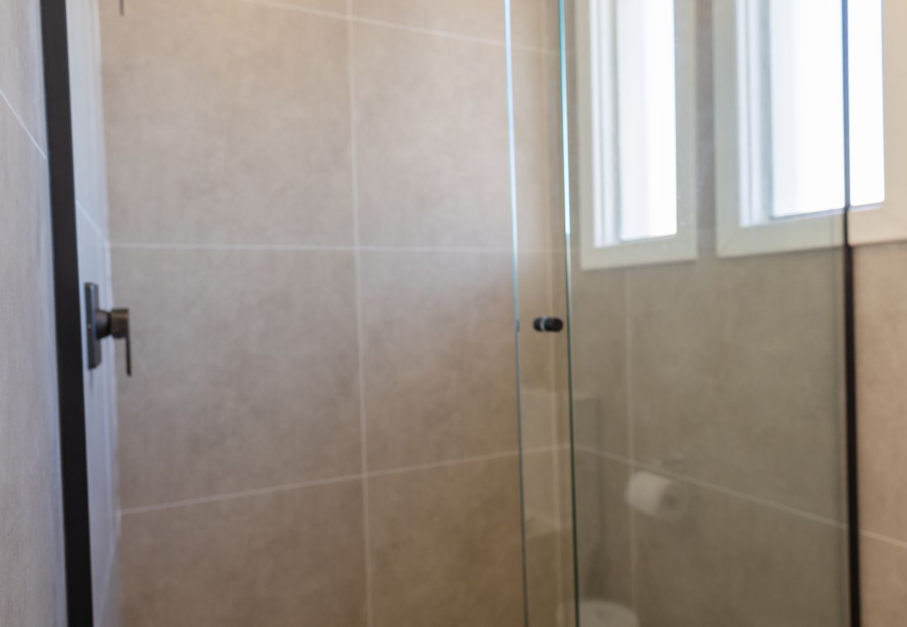 Apartamento em Gramado - Desfrute o centro sem carro! 4 quartos a 60m da Rua Coberta! 