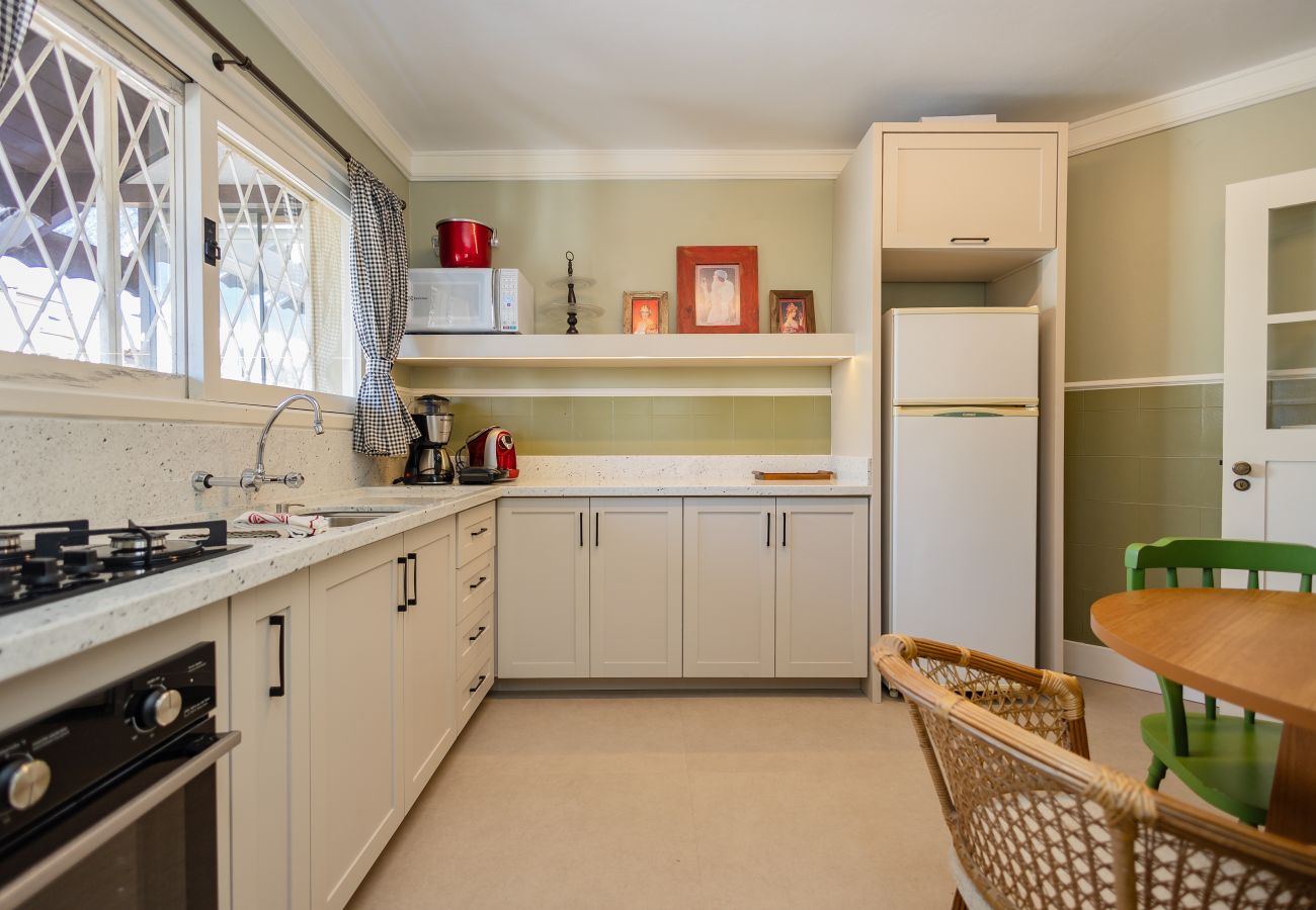 Apartamento em Gramado - Desfrute o centro sem carro! 4 quartos a 60m da Rua Coberta! 