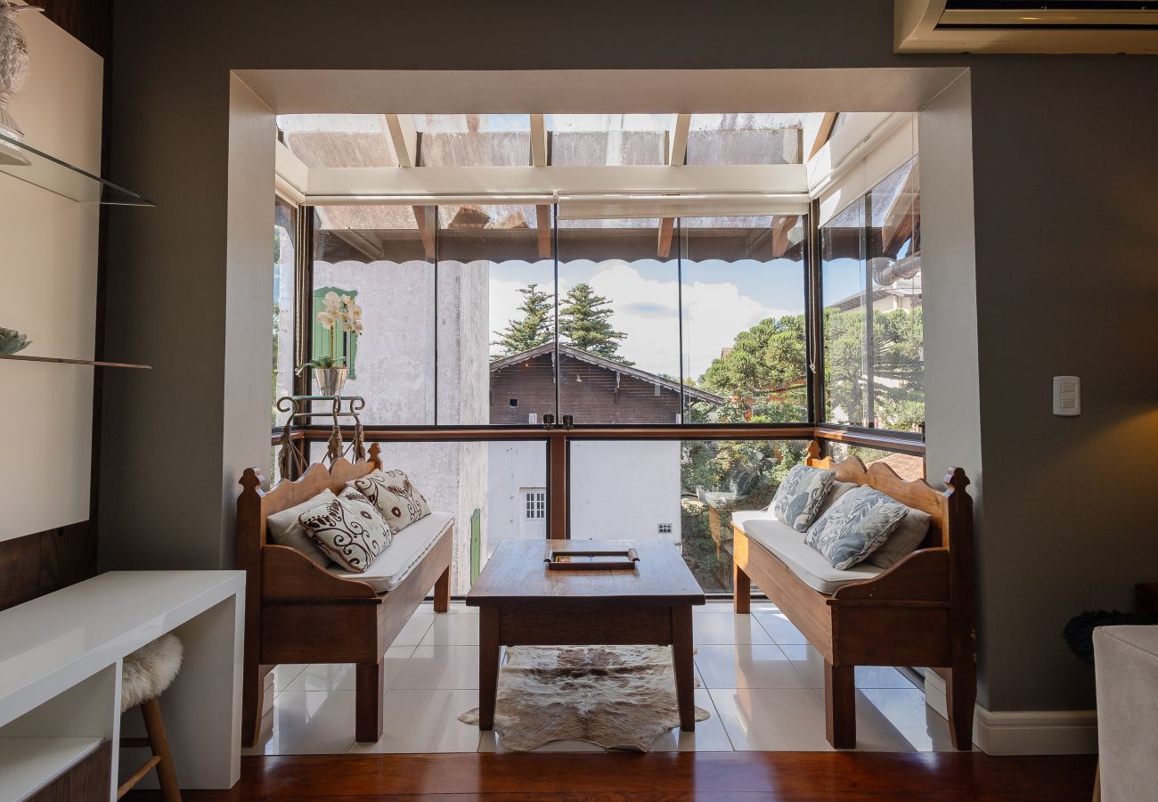 Apartamento em Gramado - Desfrute o centro sem carro! 4 quartos a 60m da Rua Coberta! 