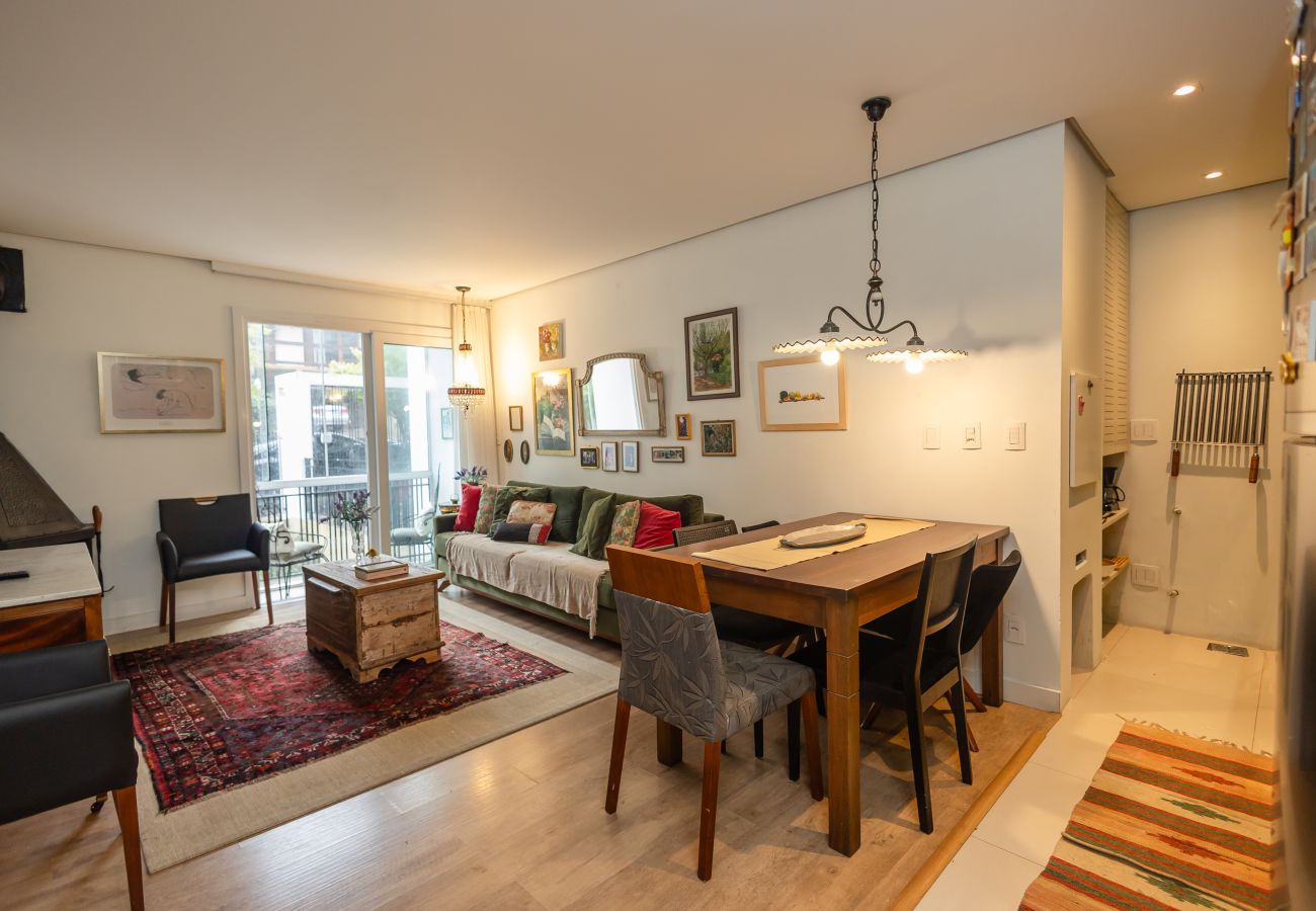 Apartamento em Gramado - NOVO! Loft 2D (1 suite) a 400m da Rua Coberta!