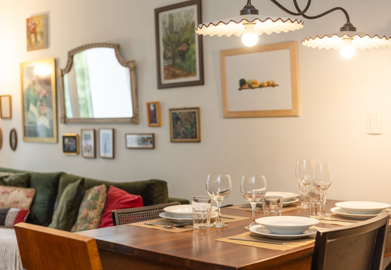 Apartamento em Gramado - NOVO! Loft 2D (1 suite) a 400m da Rua Coberta!