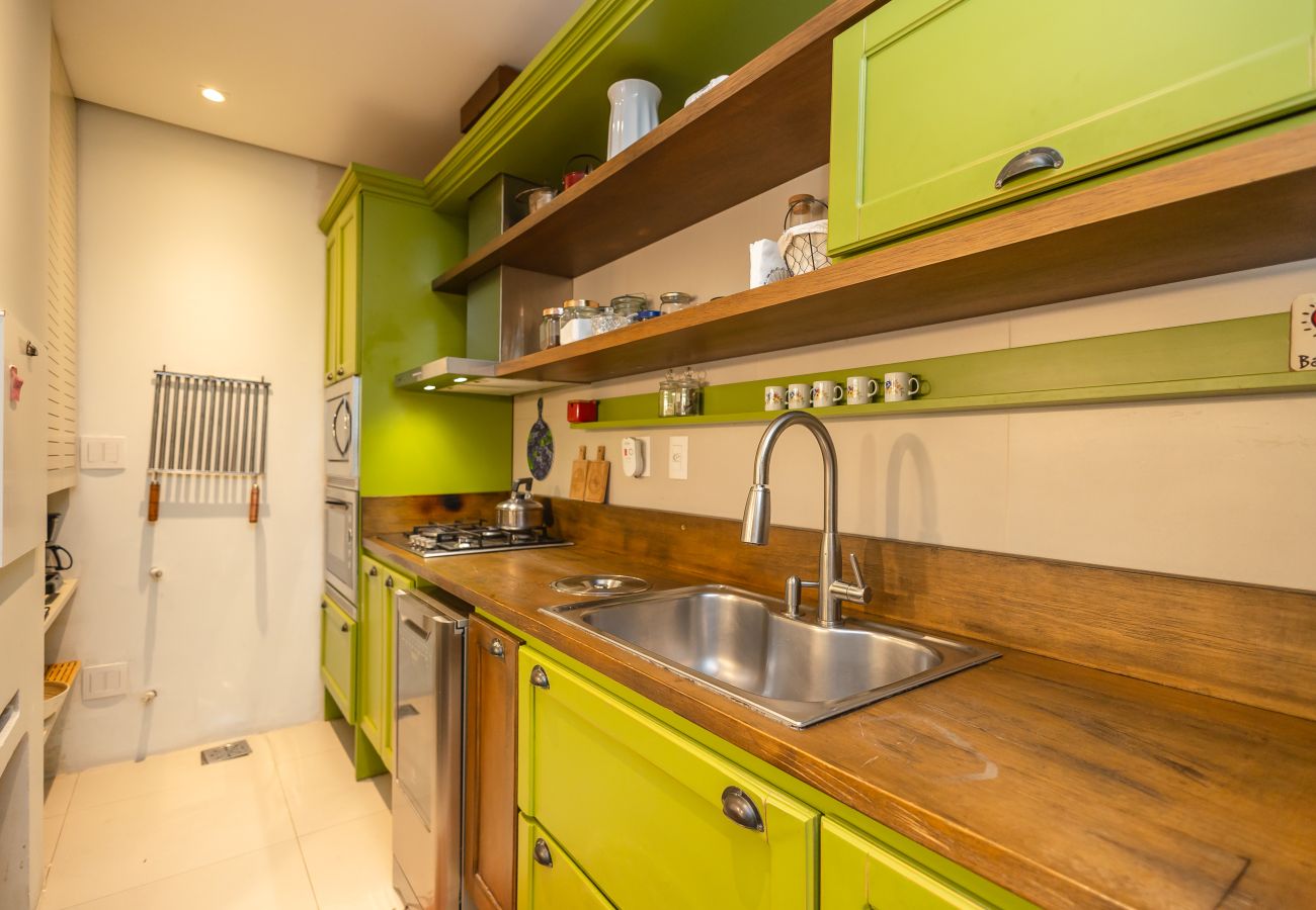 Apartamento em Gramado - NOVO! Loft 2D (1 suite) a 400m da Rua Coberta!