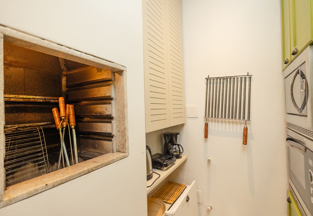 Apartamento em Gramado - NOVO! Loft 2D (1 suite) a 400m da Rua Coberta!