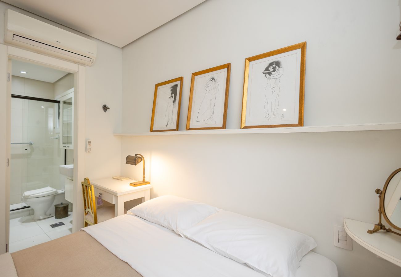 Apartamento em Gramado - NOVO! Loft 2D (1 suite) a 400m da Rua Coberta!