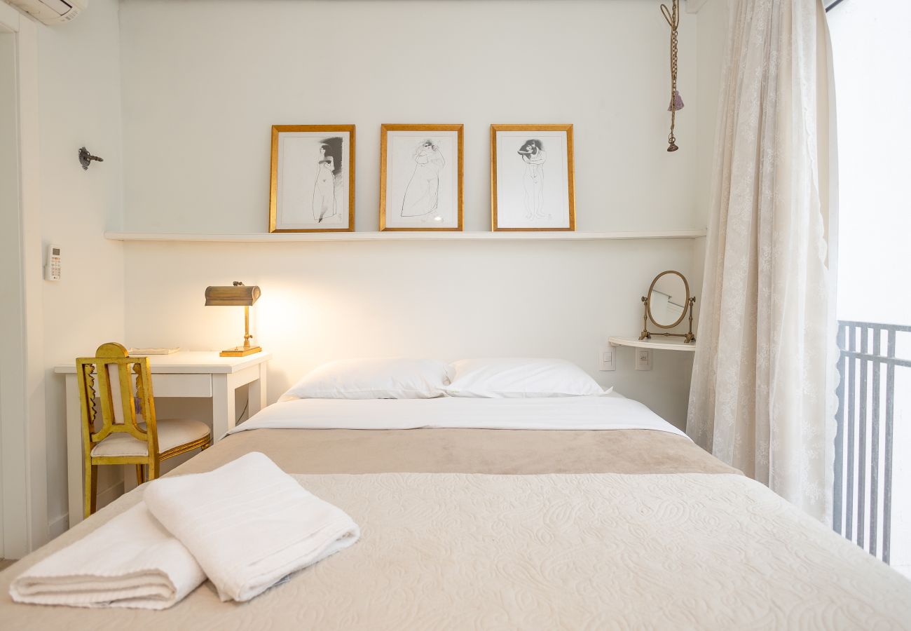 Apartamento em Gramado - NOVO! Loft 2D (1 suite) a 400m da Rua Coberta!