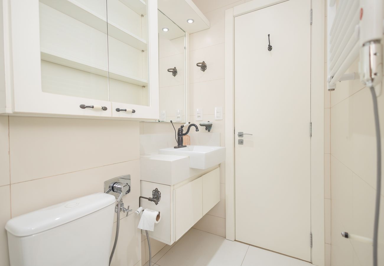 Apartamento em Gramado - NOVO! Loft 2D (1 suite) a 400m da Rua Coberta!