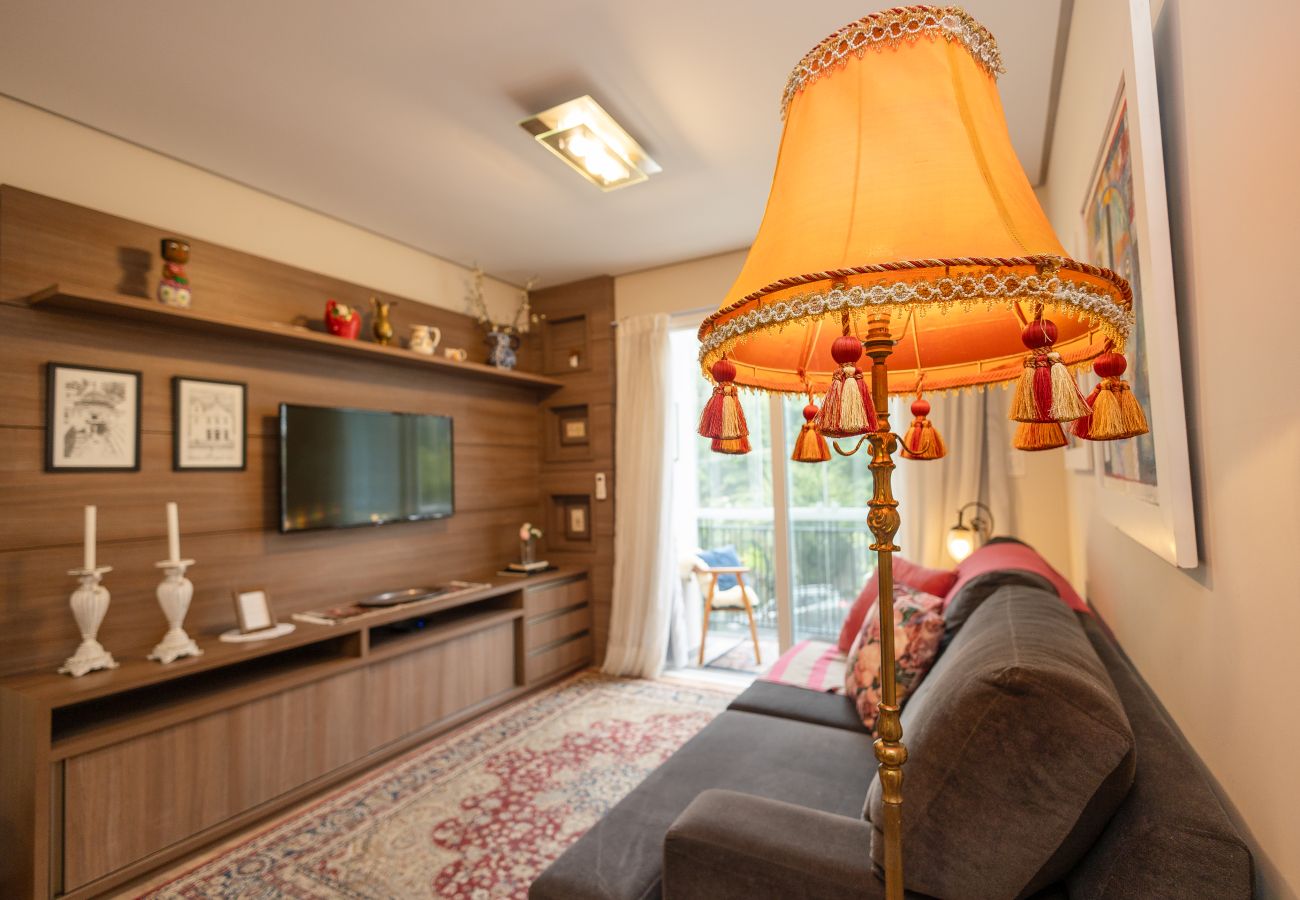 Apartamento em Gramado - NOVO! Casa de Laura, loft a 400m da R Coberta!