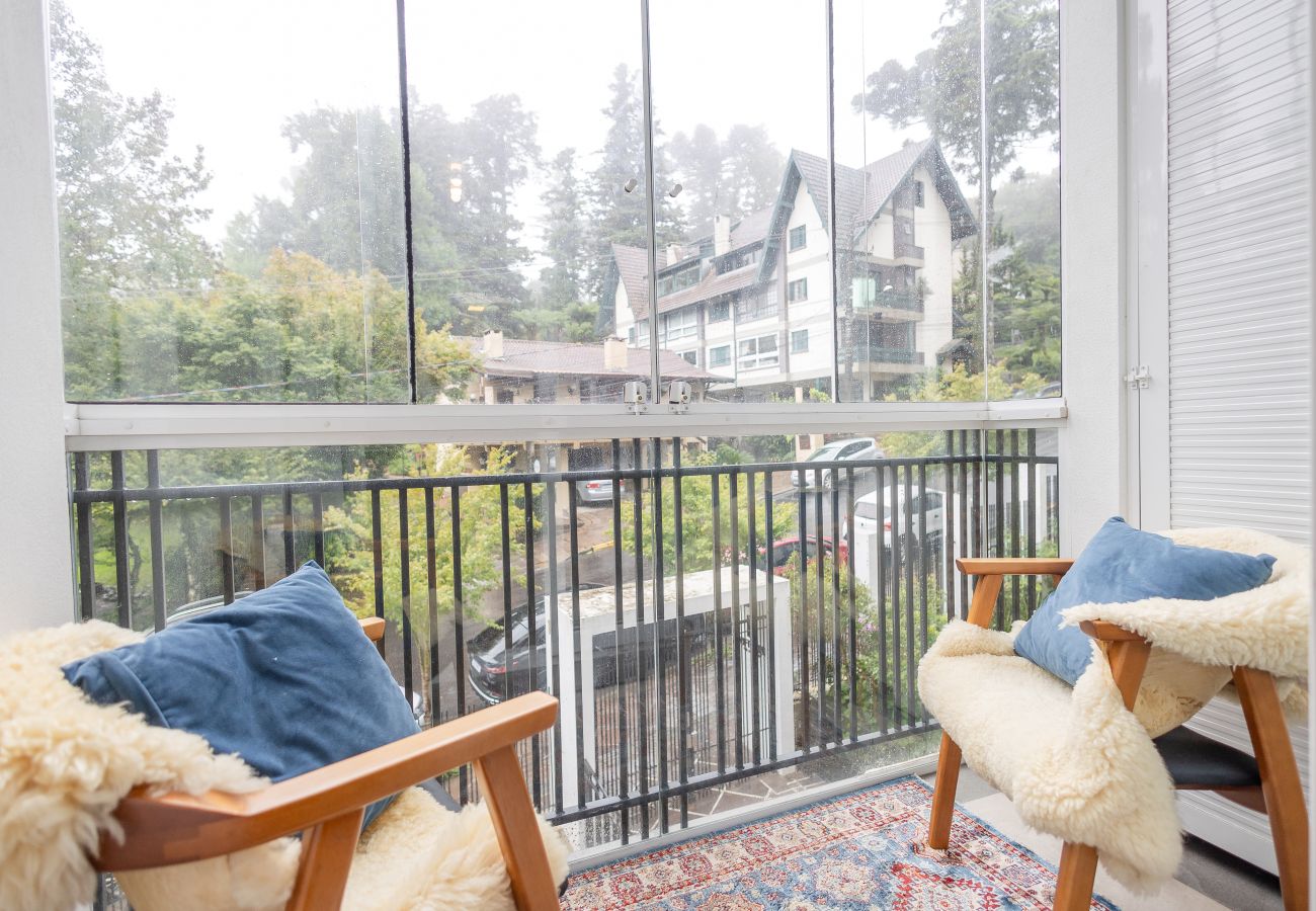 Apartamento em Gramado - NOVO! Casa de Laura, loft a 400m da R Coberta!