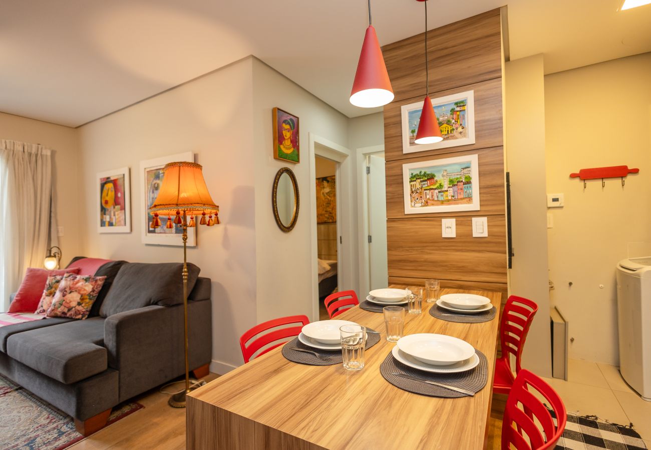 Apartamento em Gramado - NOVO! Casa de Laura, loft a 400m da R Coberta!