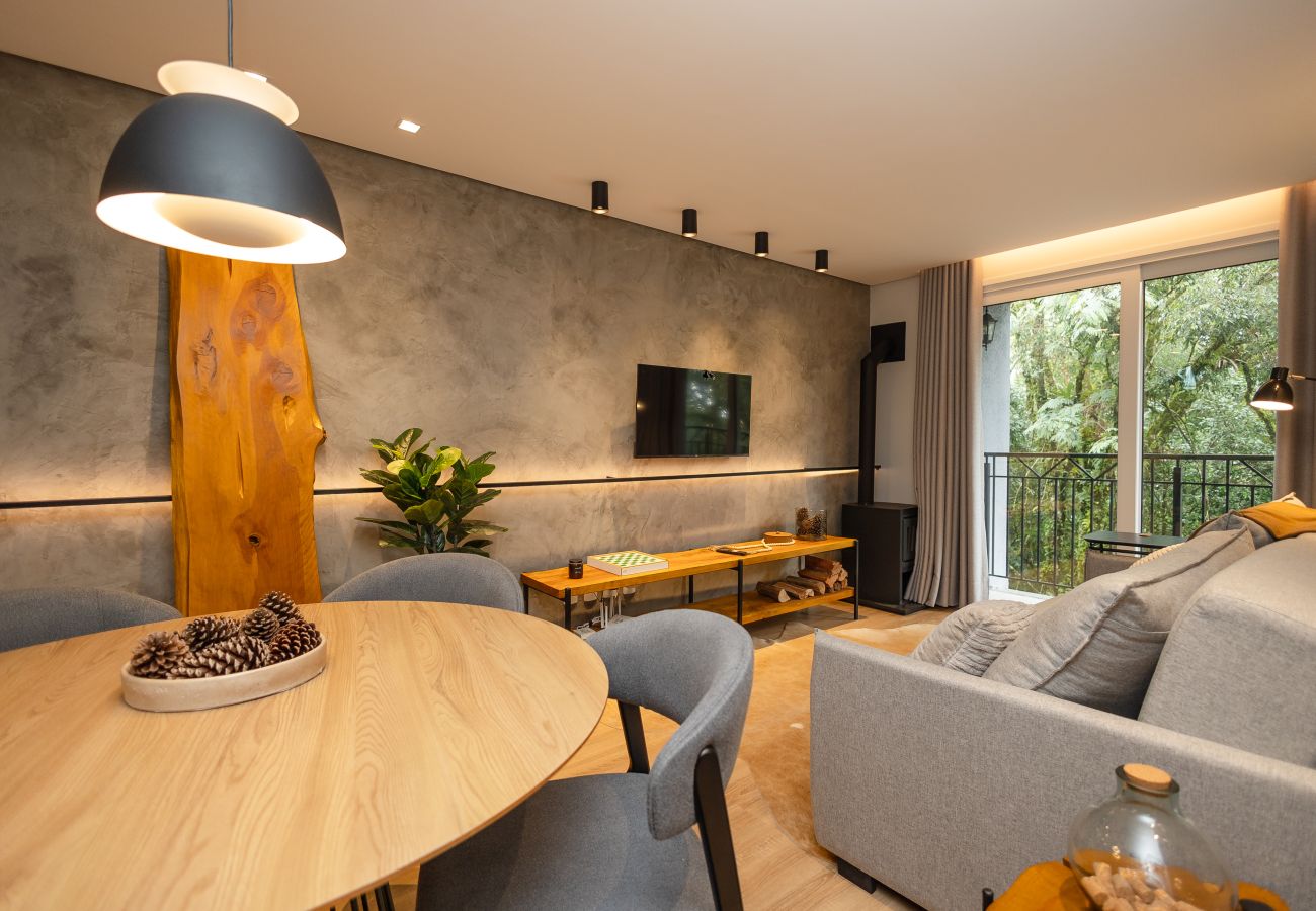 Apartamento em Gramado - NOVO! Loft IMPECÁVEL! Desfrute Gramado como um nativo!