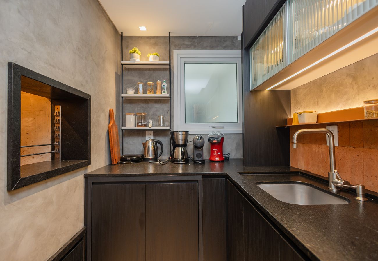 Apartamento em Gramado - NOVO! Loft IMPECÁVEL! Desfrute Gramado como um nativo!