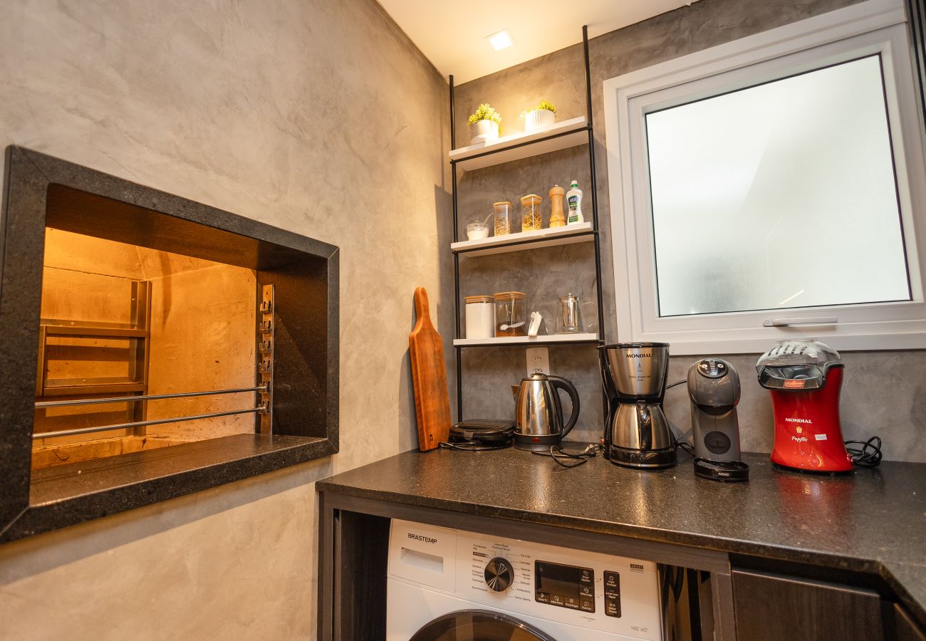 Apartamento em Gramado - NOVO! Loft IMPECÁVEL! Desfrute Gramado como um nativo!