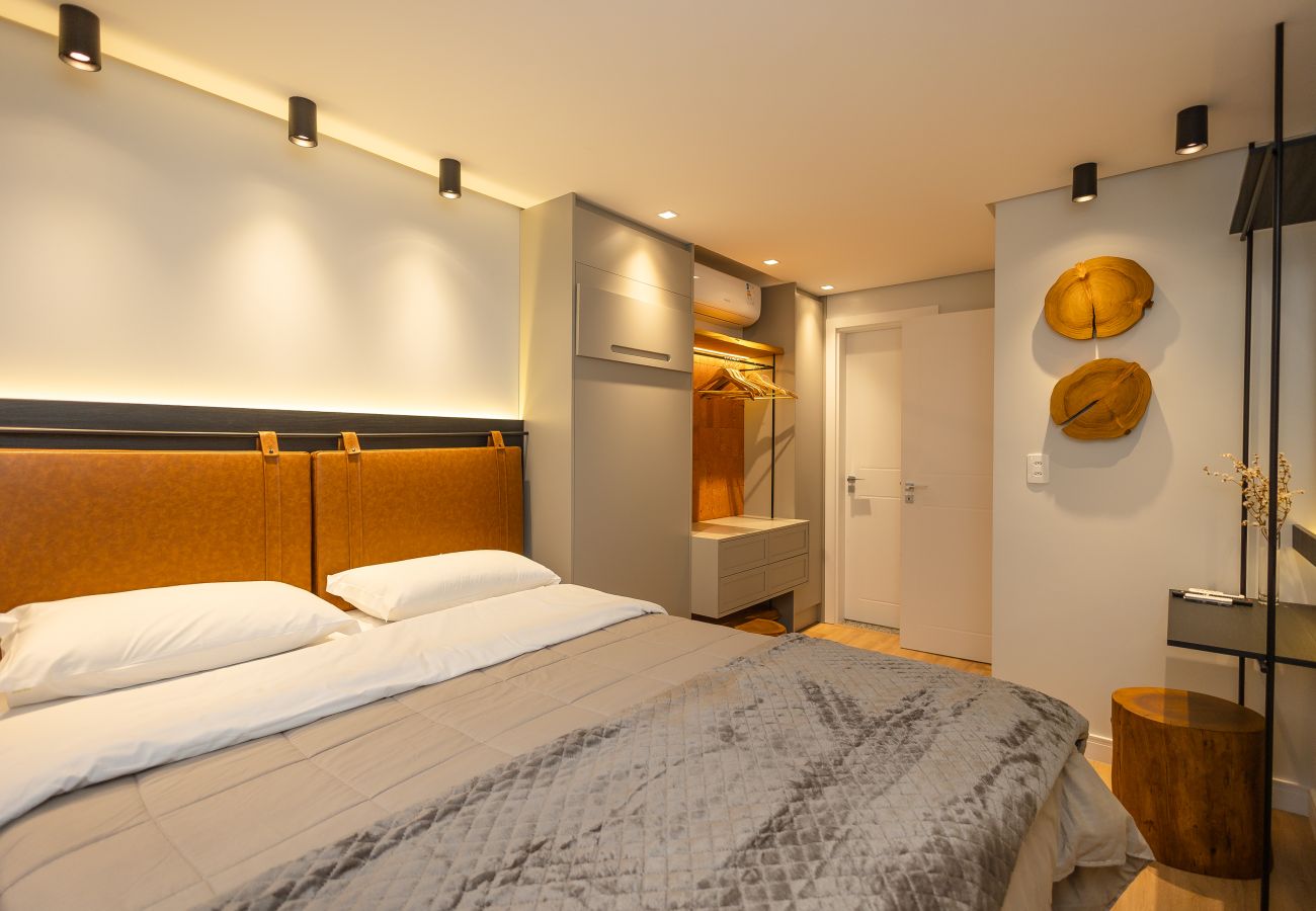 Apartamento em Gramado - NOVO! Loft IMPECÁVEL! Desfrute Gramado como um nativo!