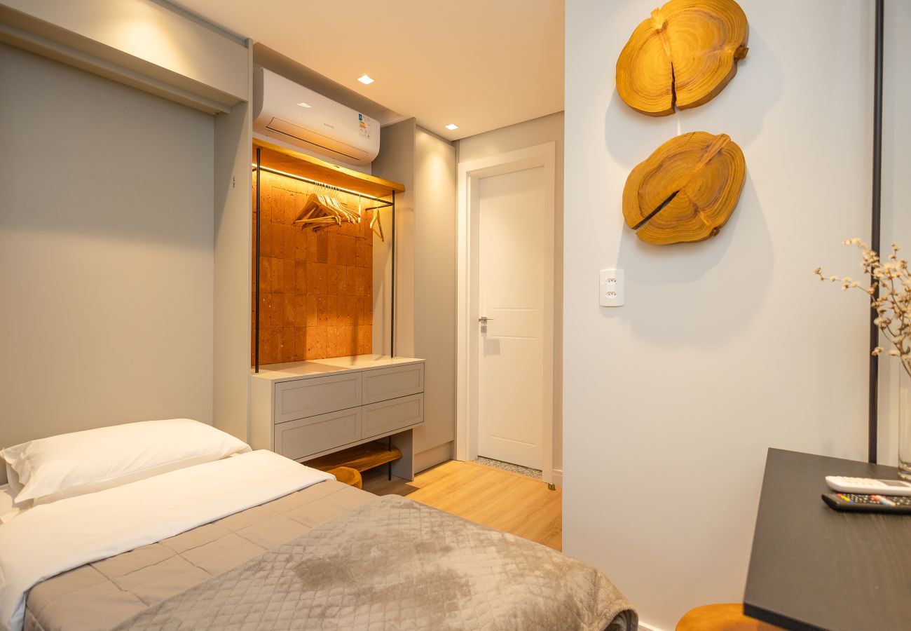 Apartamento em Gramado - NOVO! Loft IMPECÁVEL! Desfrute Gramado como um nativo!