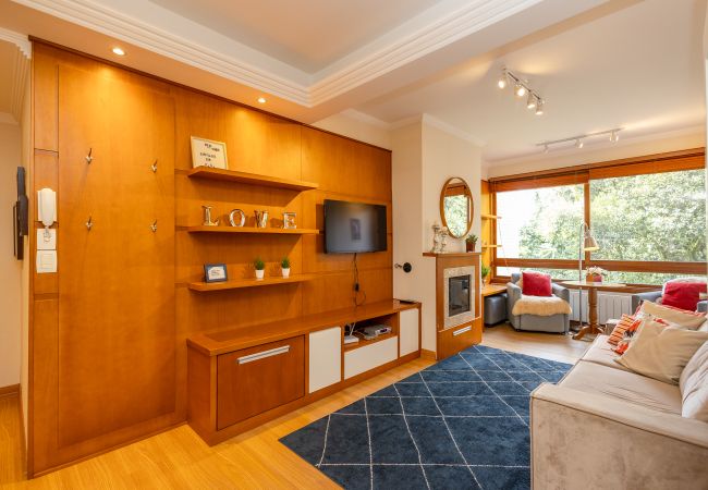Apartamento em Gramado - NOVO! Apto 2d (1 suíte) a 600m da R Coberta!