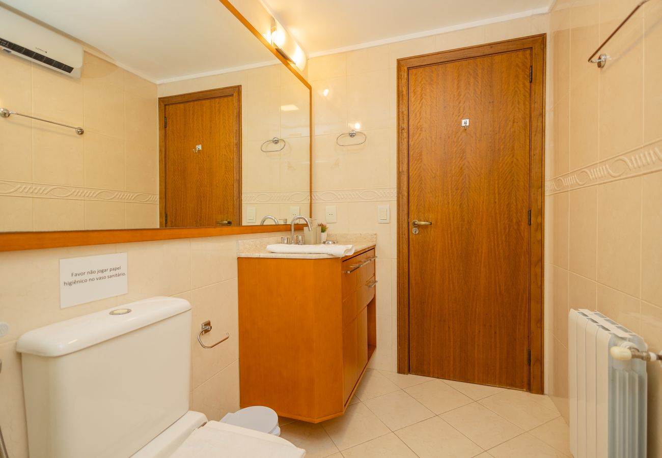 Apartamento em Gramado - NOVO! Apto 2d (1 suíte) a 600m da R Coberta!