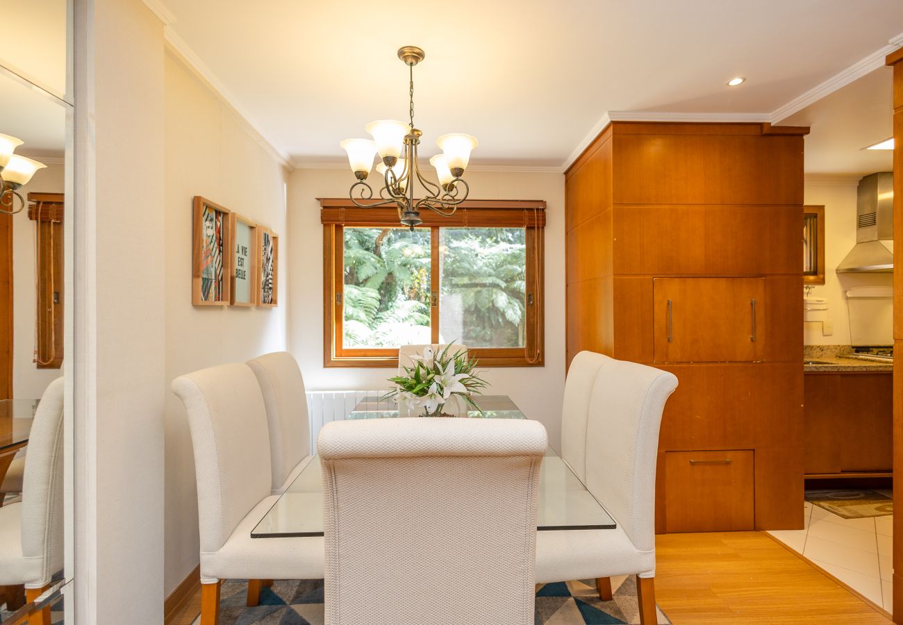 Apartamento em Gramado - NOVO! Apto 2d (1 suíte) a 600m da R Coberta!