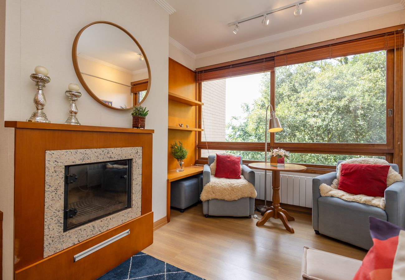 Apartamento em Gramado - NOVO! Apto 2d (1 suíte) a 600m da R Coberta!