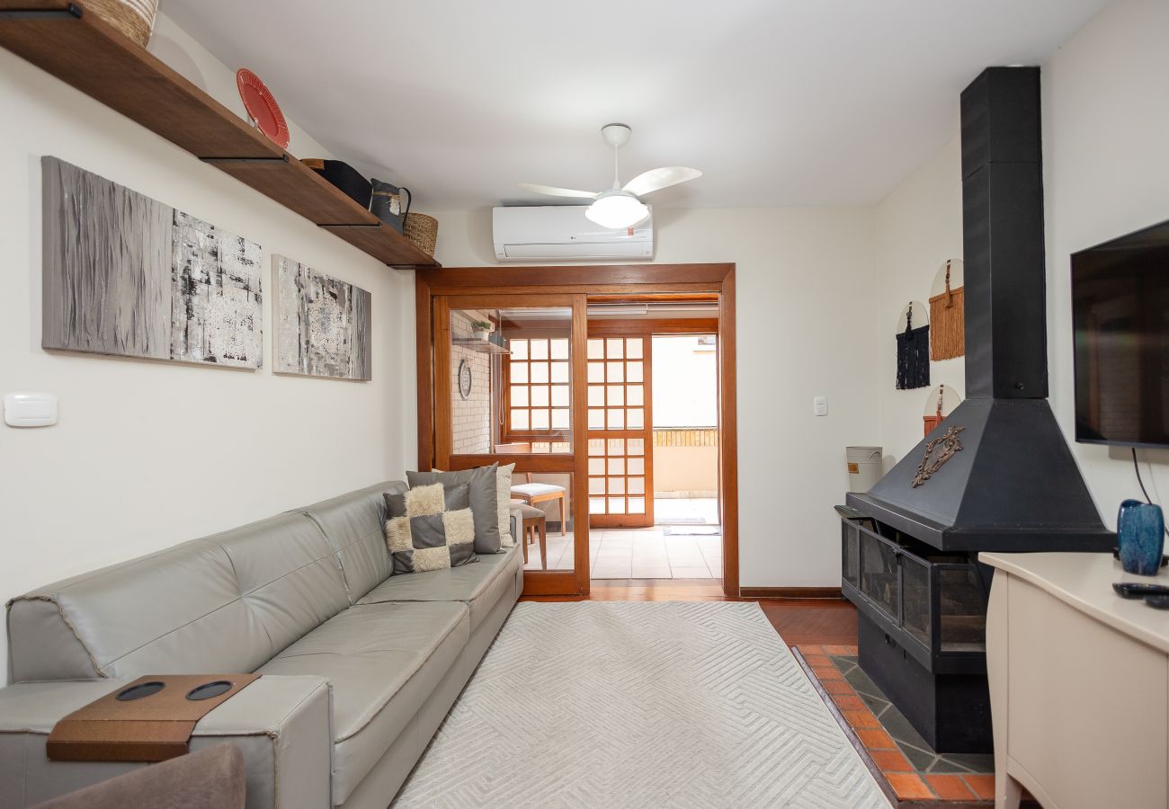 Apartamento em Gramado - NOVO!Apto 2d a 700m da R Coberta! C Super Terraço!