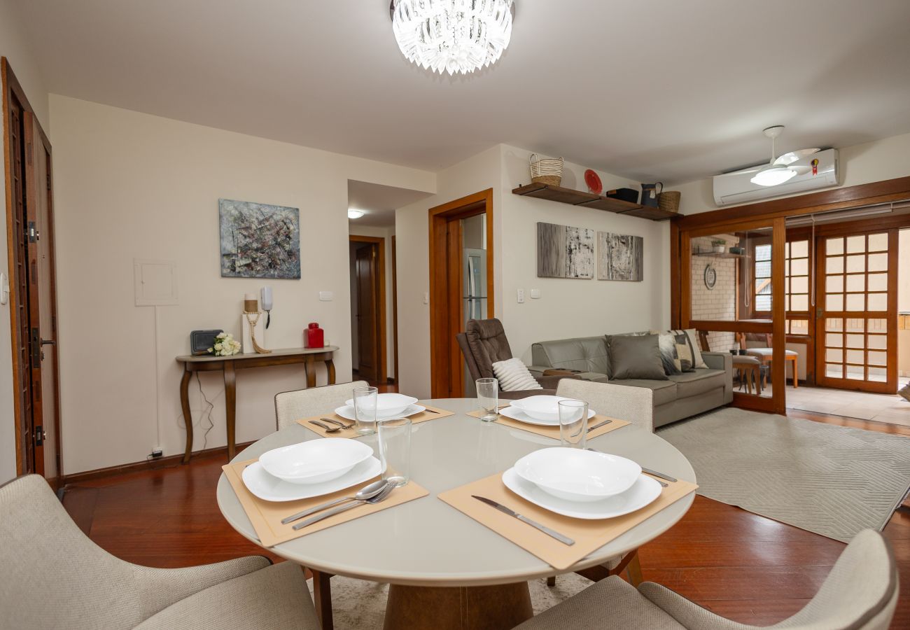 Apartamento em Gramado - NOVO!Apto 2d a 700m da R Coberta! C Super Terraço!