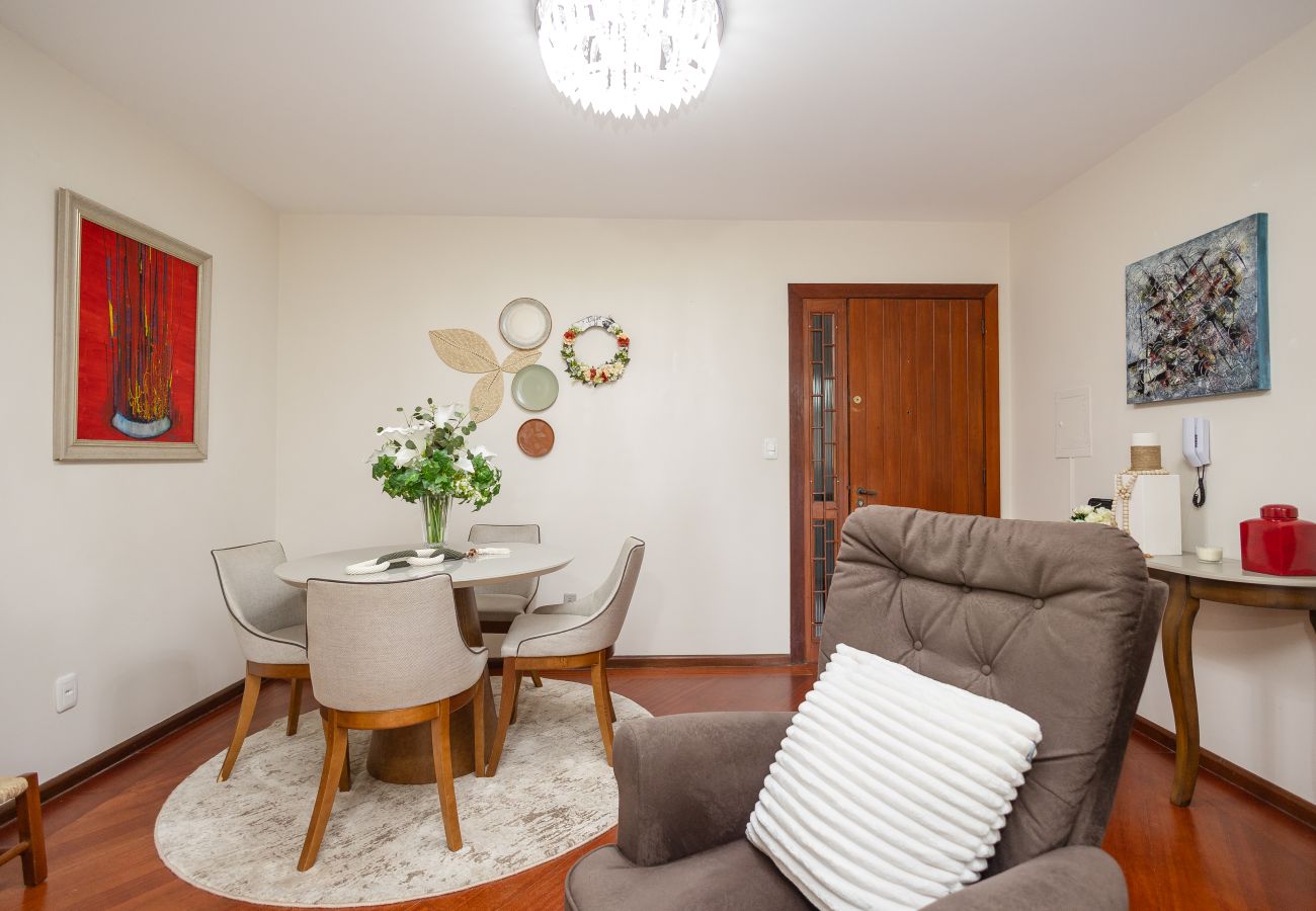 Apartamento em Gramado - NOVO!Apto 2d a 700m da R Coberta! C Super Terraço!