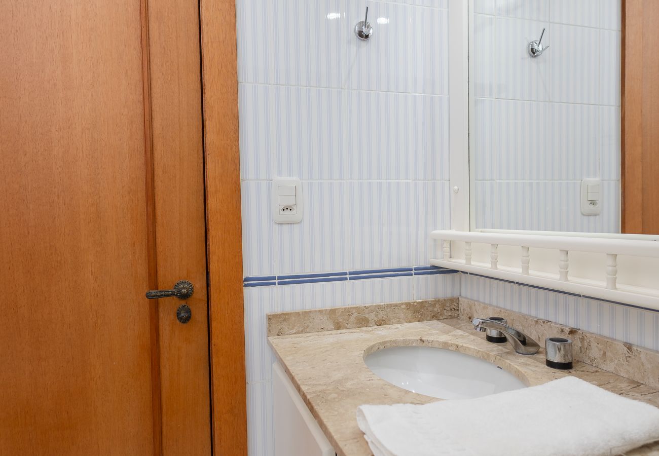 Apartamento em Gramado - NOVO!Apto 2d a 700m da R Coberta! C Super Terraço!