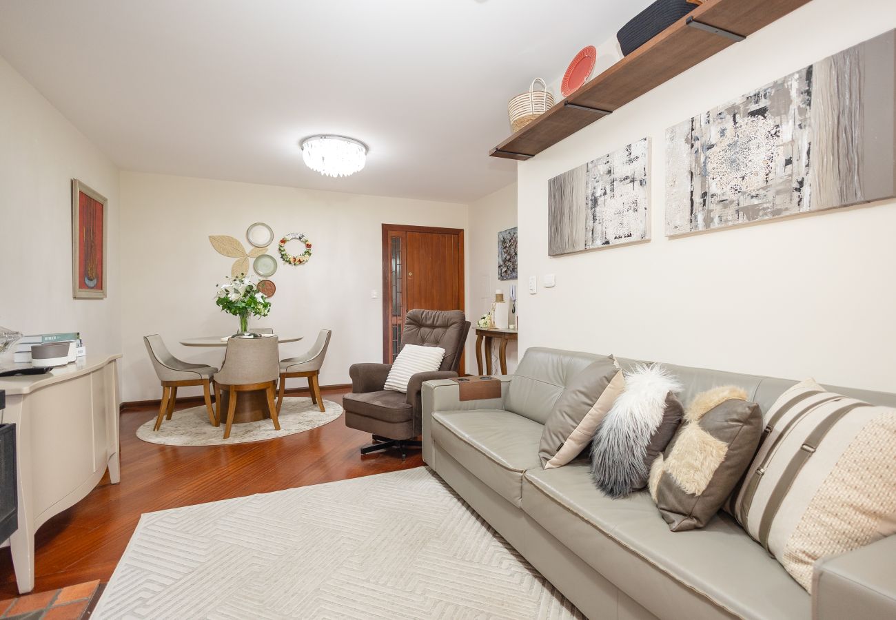 Apartamento em Gramado - NOVO!Apto 2d a 700m da R Coberta! C Super Terraço!