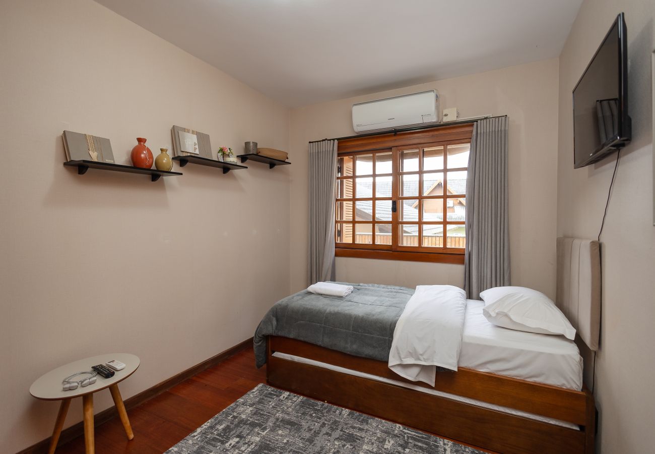 Apartamento em Gramado - NOVO!Apto 2d a 700m da R Coberta! C Super Terraço!