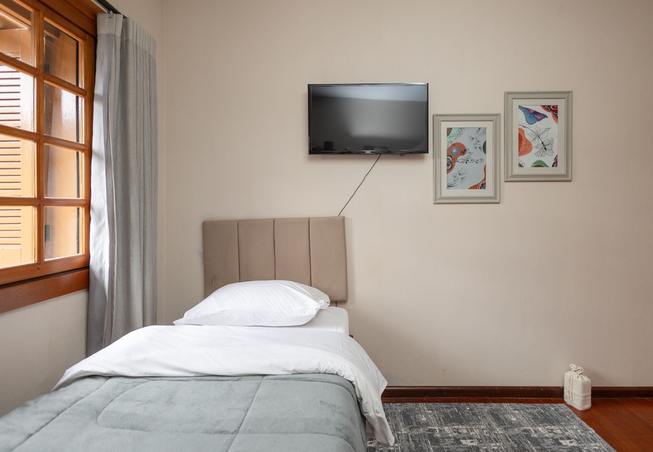 Apartamento em Gramado - NOVO!Apto 2d a 700m da R Coberta! C Super Terraço!
