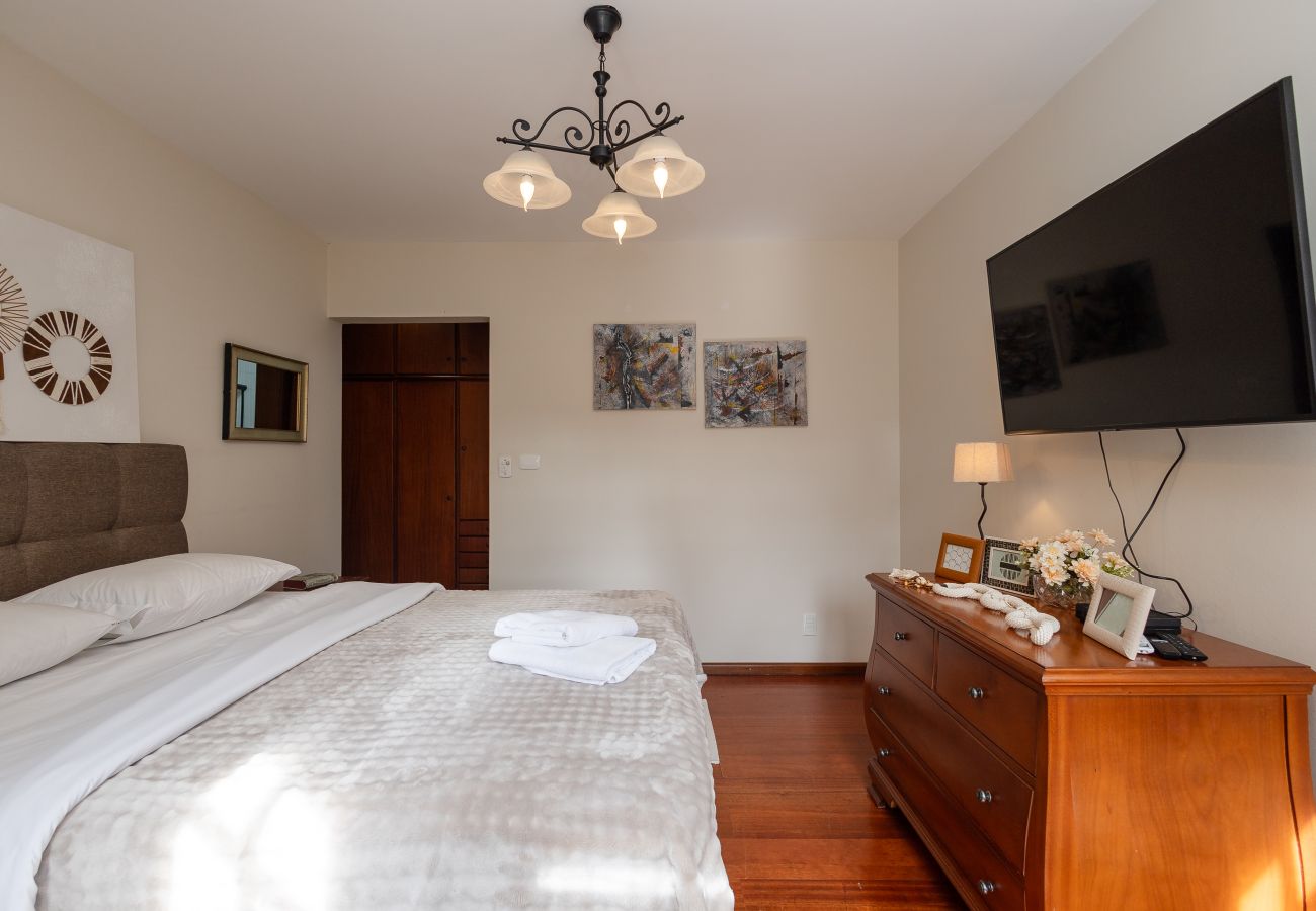 Apartamento em Gramado - NOVO!Apto 2d a 700m da R Coberta! C Super Terraço!