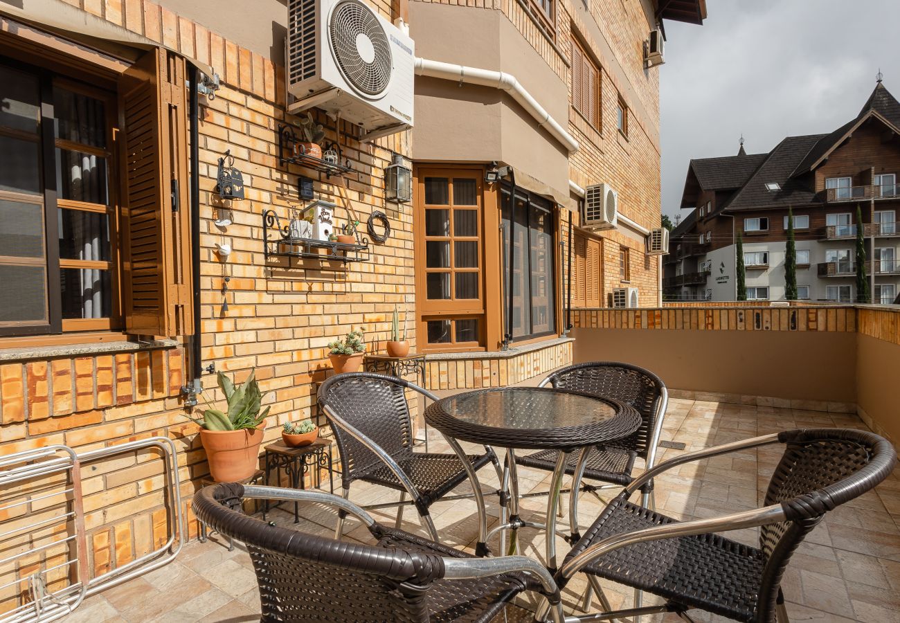 Apartamento em Gramado - NOVO!Apto 2d a 700m da R Coberta! C Super Terraço!