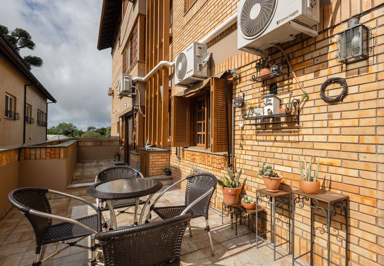 Apartamento em Gramado - NOVO!Apto 2d a 700m da R Coberta! C Super Terraço!