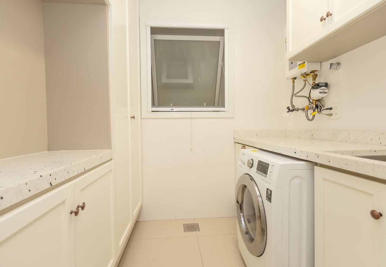 Apartamento em Gramado - Ap 2D (1 suíte) com Vista para o Bosque!
