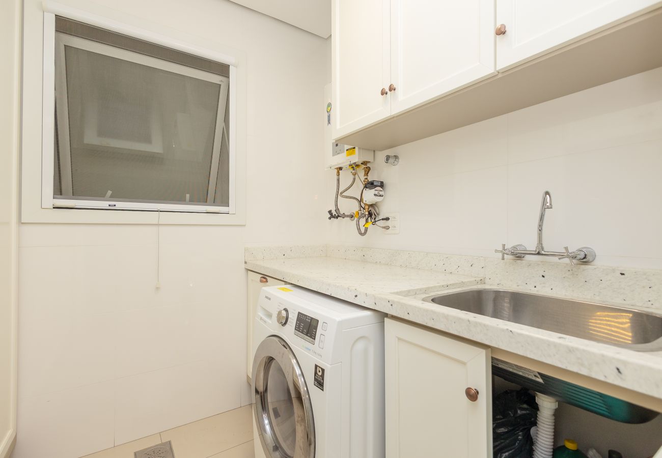 Apartamento em Gramado - Ap 2D (1 suíte) com Vista para o Bosque!