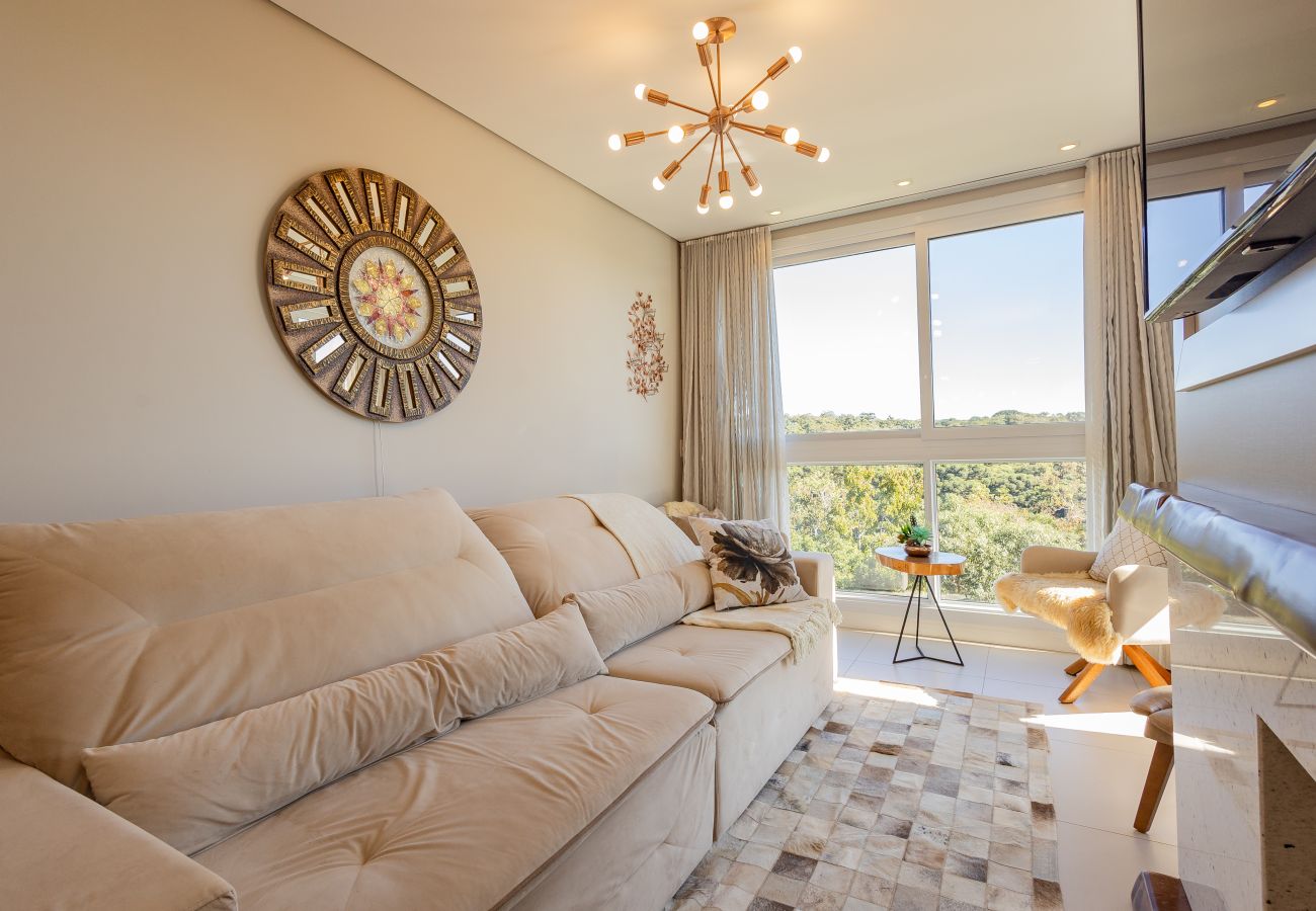 Apartamento em Gramado - Ap 2D (1 suíte) com Vista para o Bosque!