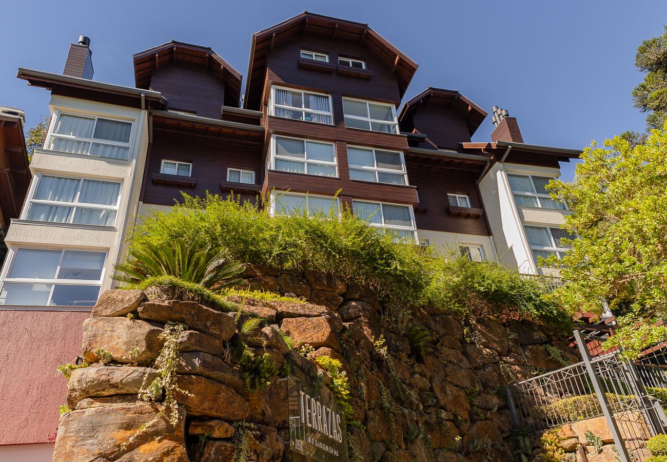 Apartamento em Gramado - Ap 2D (1 suíte) com Vista para o Bosque!
