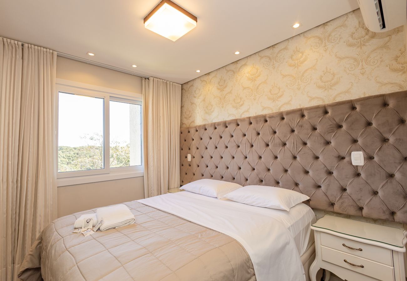 Apartamento em Gramado - Ap 2D (1 suíte) com Vista para o Bosque!