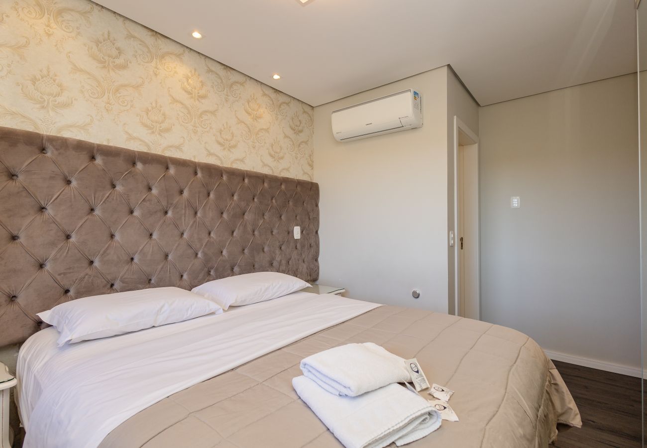 Apartamento em Gramado - Ap 2D (1 suíte) com Vista para o Bosque!