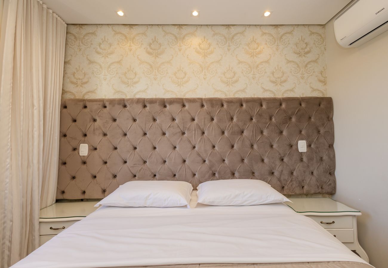 Apartamento em Gramado - Ap 2D (1 suíte) com Vista para o Bosque!