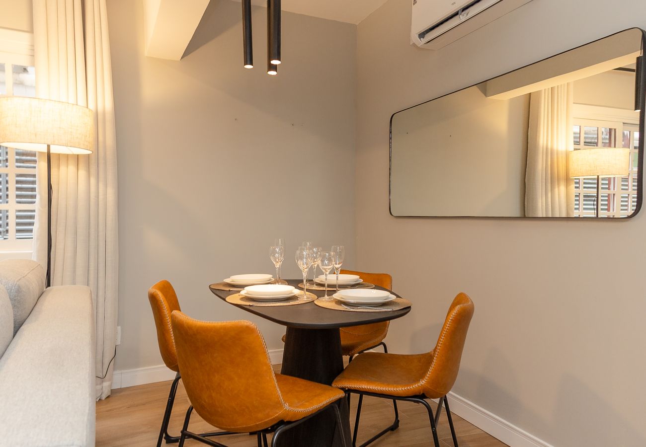 Apartamento em Gramado - Ap para 4 em Gramado, a 40m da Rua Coberta